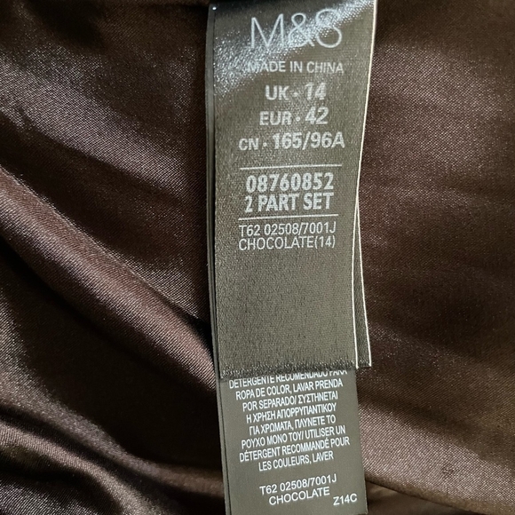 PER UNA Women’s Jacket Brown Quilted Jacket Rose Gold Zip Front Puffer - Picture 8 of 8